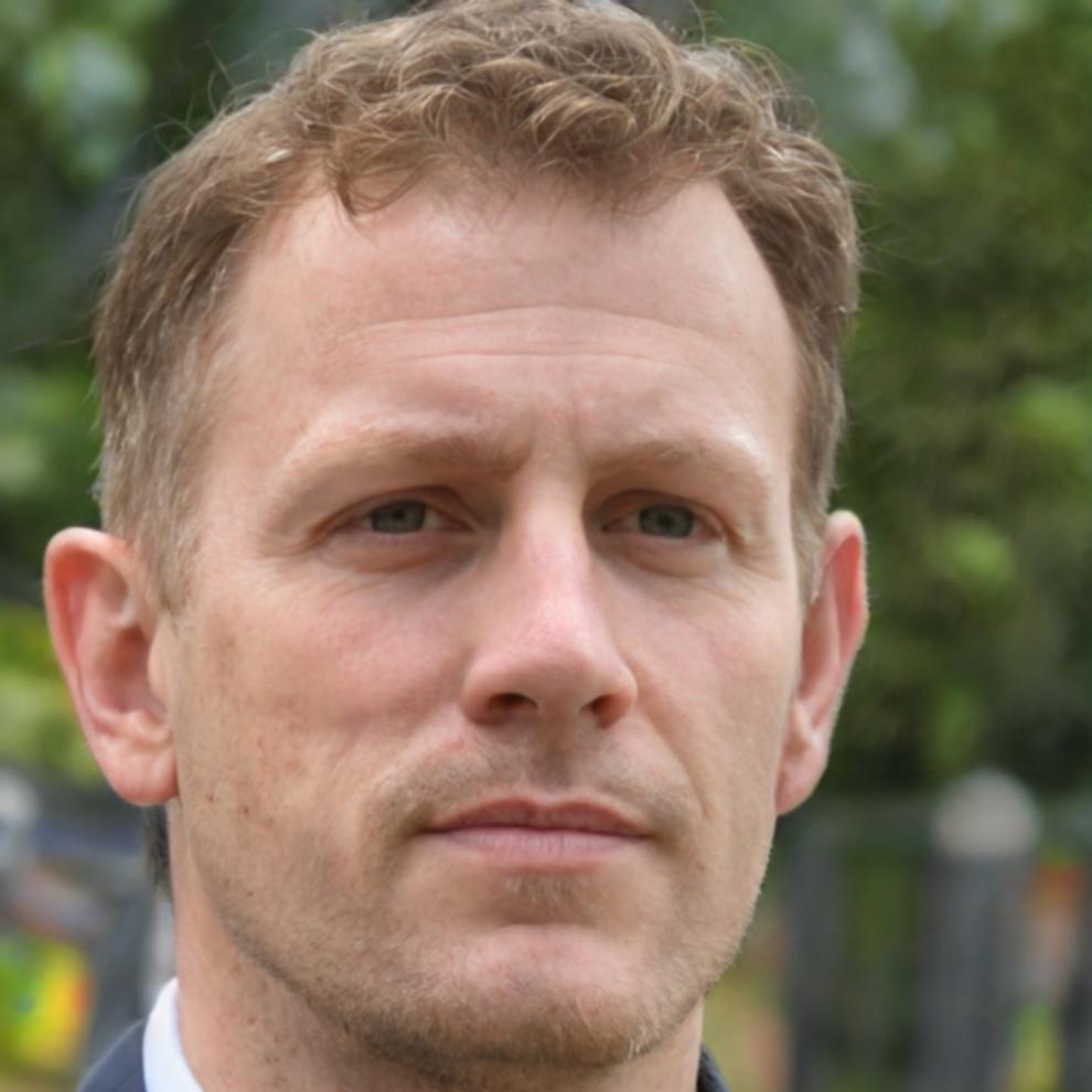 Daniel Levin - Founder & Lead Facilitator
